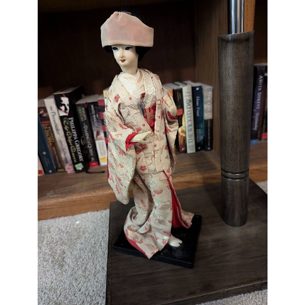 Vintage Handmade in Japan Kyugetsu Traditional Geisha Doll Figurine